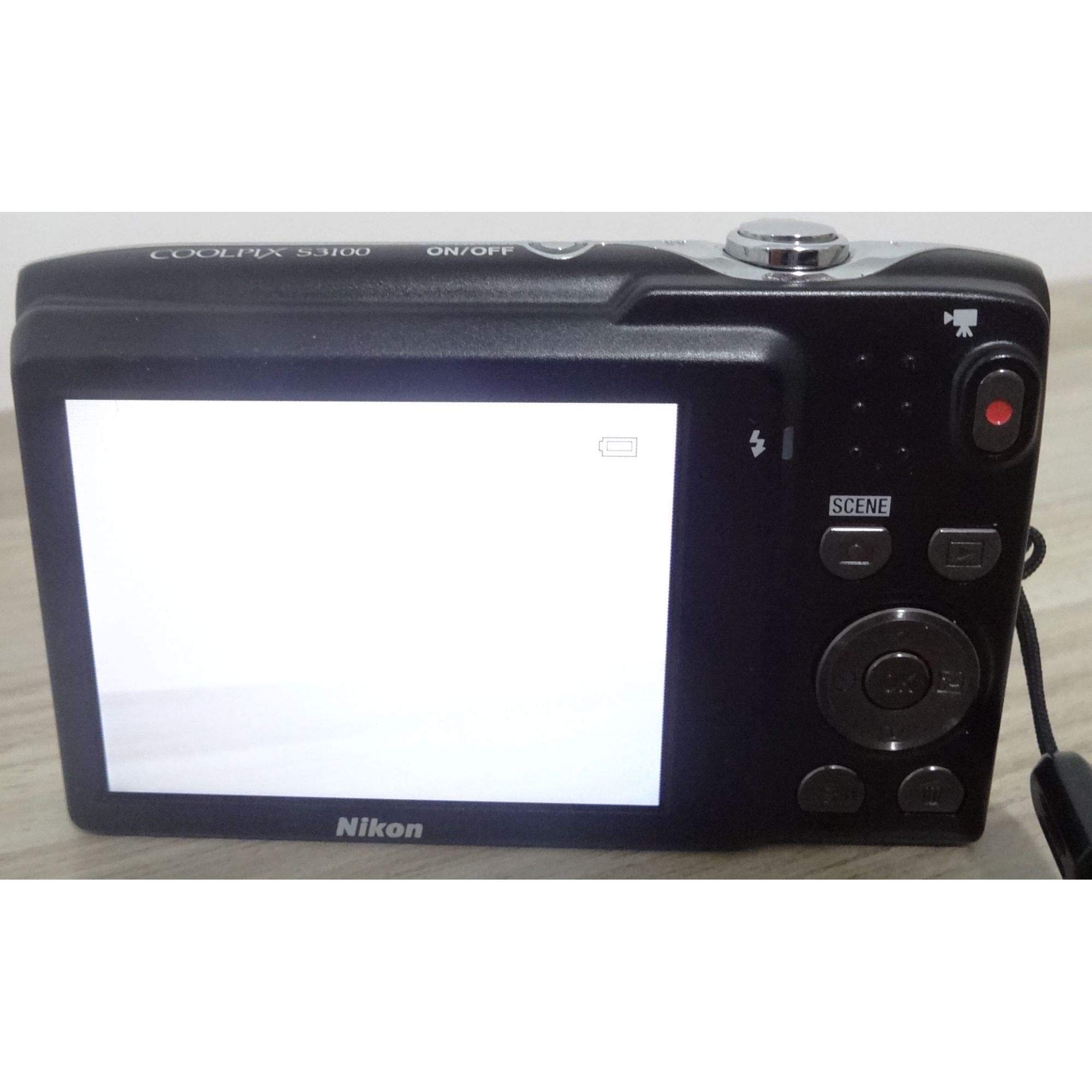 Câmera Digital Nikon Coolpix S3100 14 Megapixels - Prata | Amazon